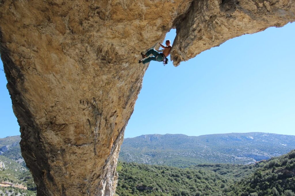 escalada y vias ferratas sierra de guara