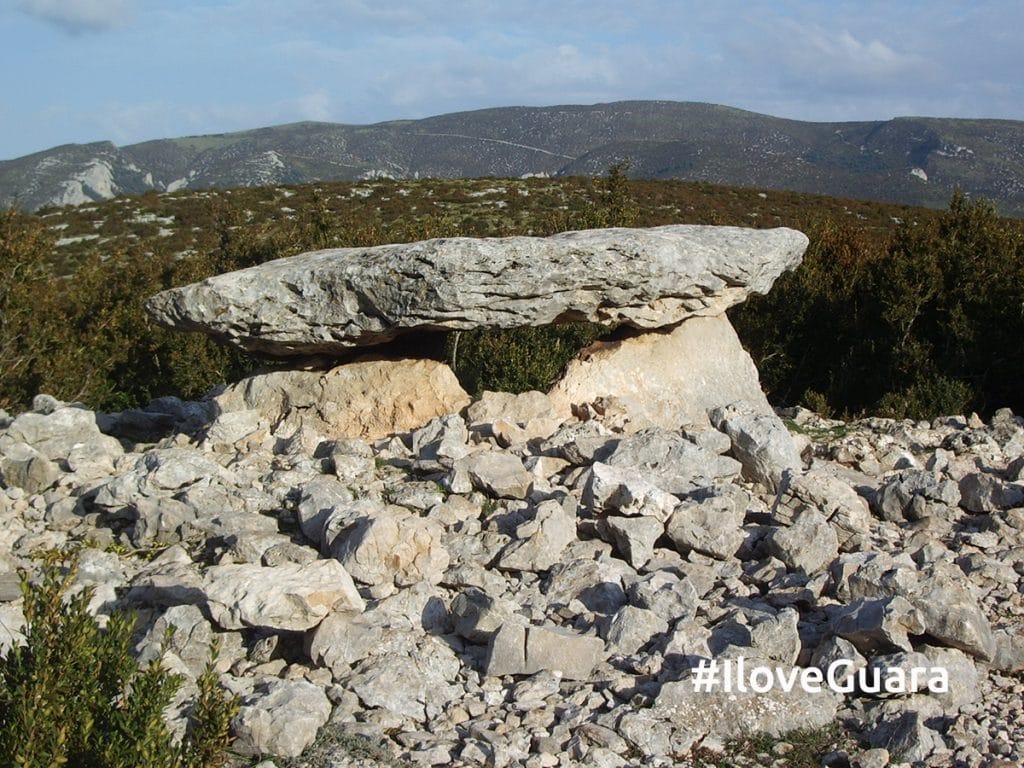 sierra de guara dolmen-de-losa-mora